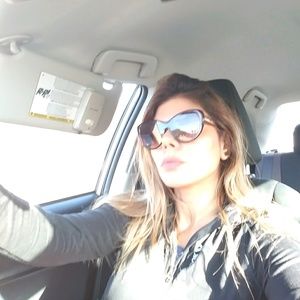 Meet your Posher, Nadia